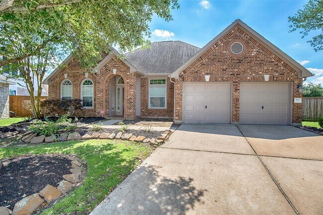 Building Photo - 877 Shoal Pointe Ct