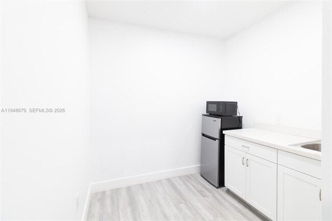 Foto del edificio - 16201 SW 144th Ct