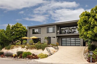 Building Photo - 2860 Zell Dr