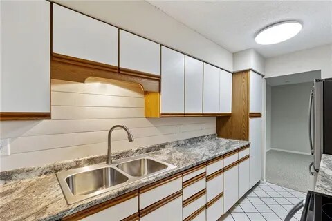 Foto del edificio - 2442 Unity Ave N