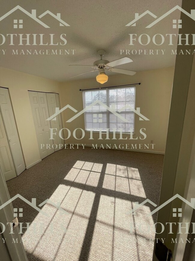 Building Photo - 112 Brook Allen Dr