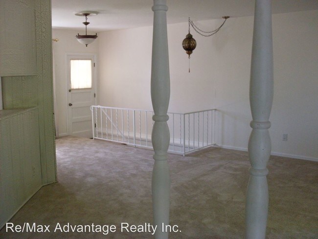 Building Photo - 1309 Bennett Ave