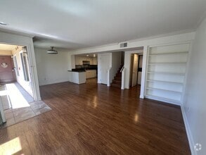 Building Photo - 15373 Maturin Dr