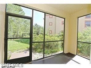 Foto del edificio - 7950 Preserve Cir