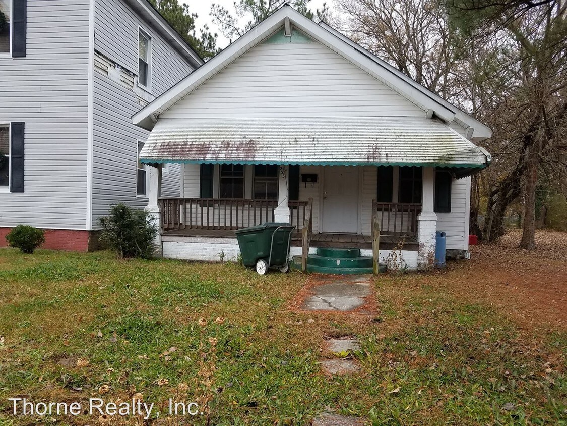 325 Pennsylvania Ave Rocky Mount Nc 27801 House For Rent In Rocky Mount Nc Apartments Com