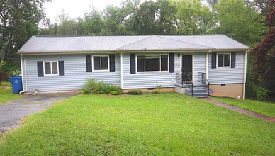 Building Photo - 1261 Northern Hills Rd