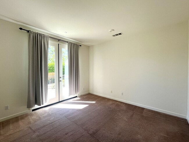 Building Photo - 3105 Marigold Cir