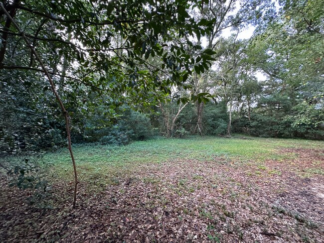 Foto del edificio - 0 Rebecca Rd