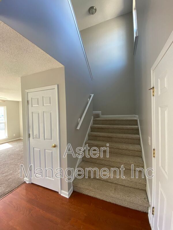 Foto del edificio - 118 Faybrook Dr