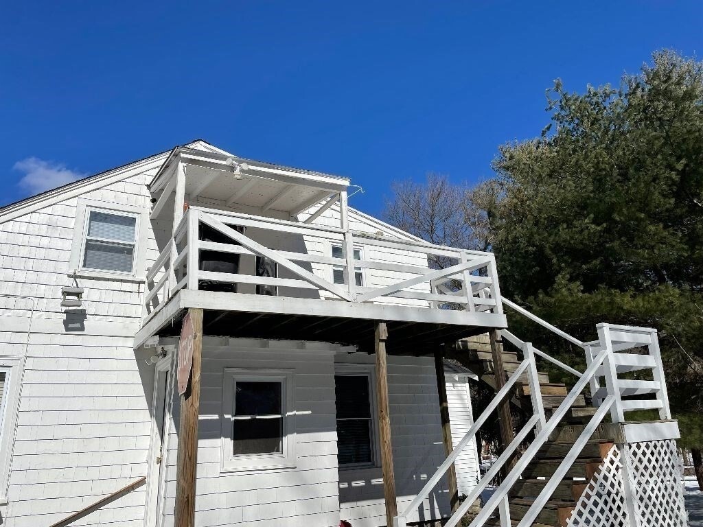 Building Photo - 142 Page Rd