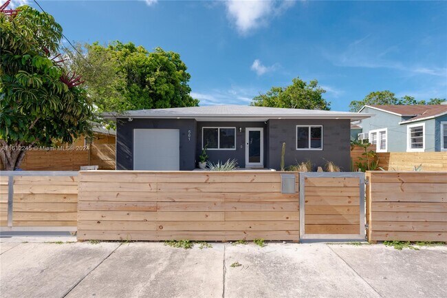 Building Photo - 561 NW 50th St