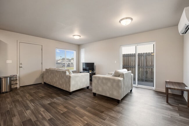 Foto del edificio - 316 Dawson Ln