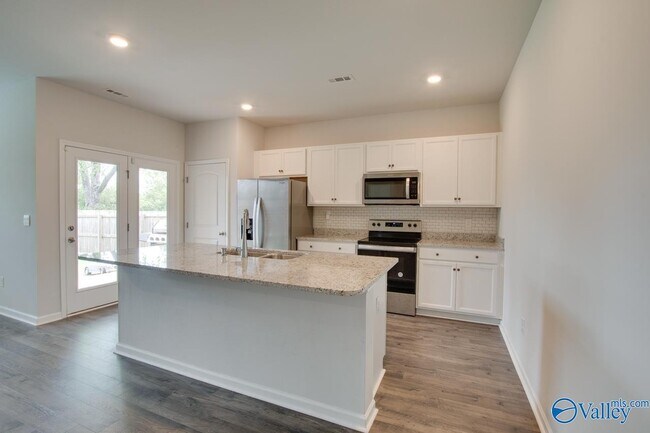Building Photo - 145 Branton Ct