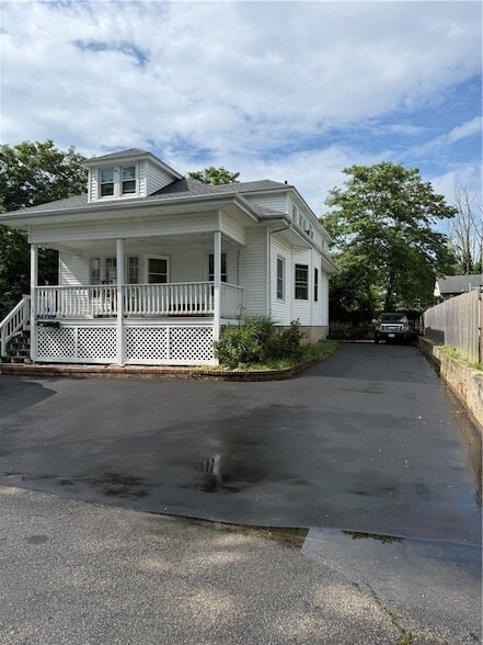 Building Photo - 2 Abruzzese Ln