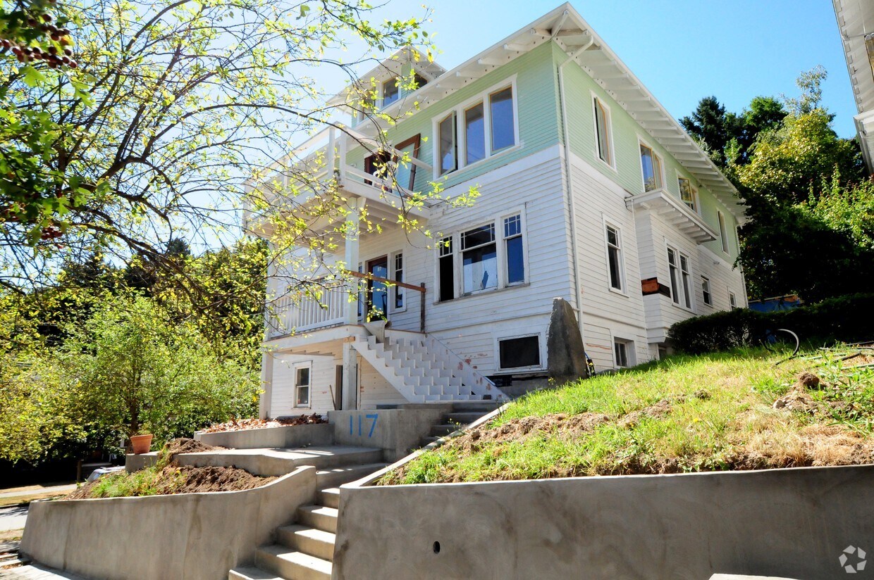 Foto del edificio - 117 32nd Ave S