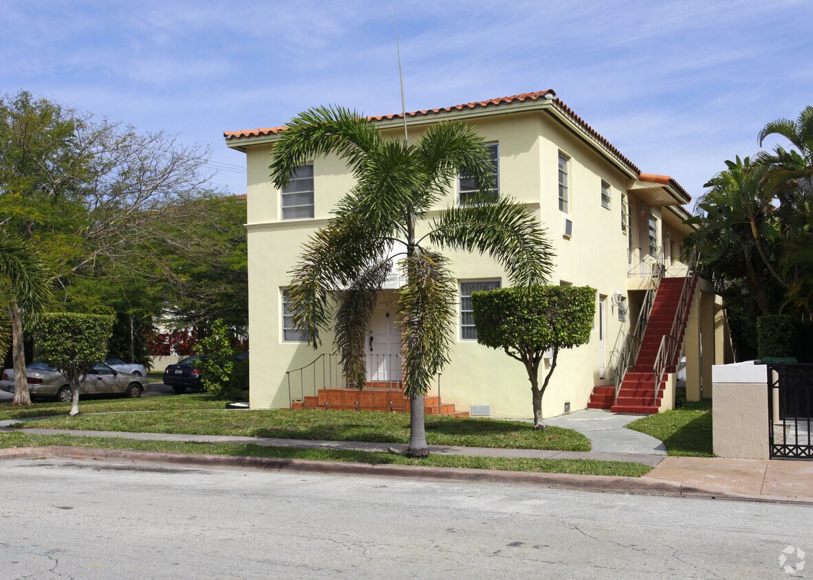 Primary Photo - 291 Navarre Ave