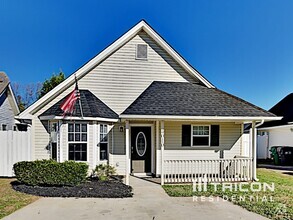 Building Photo - 4010 Tuckers Glen Ln