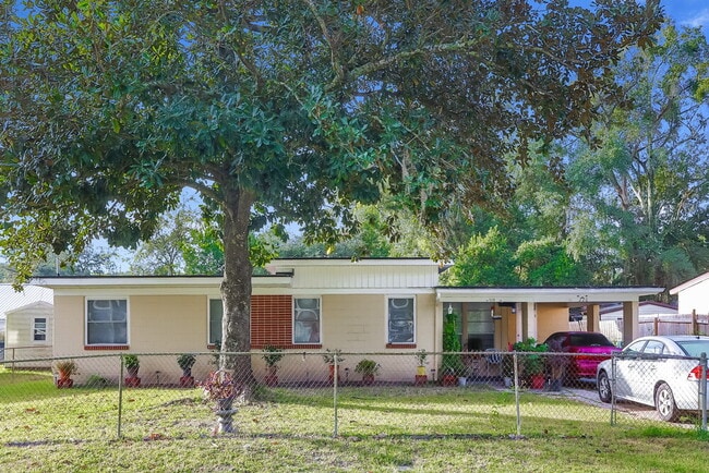 Building Photo - 5220 Seaspray Ave