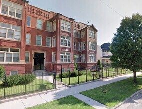 Building Photo - 1520 E Marquette Rd