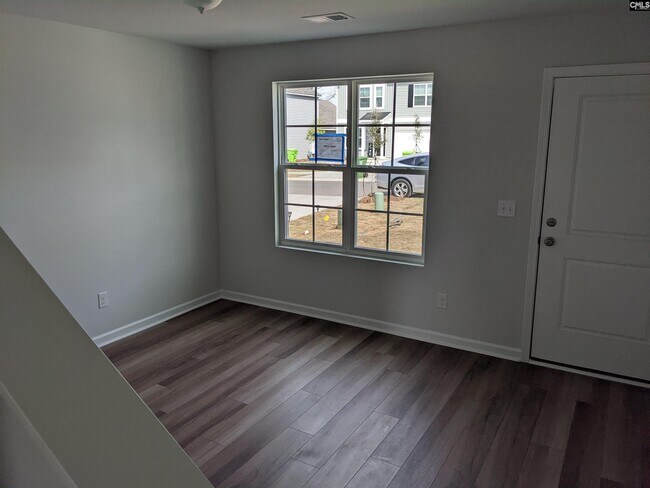 Foto del edificio - 298 Windfall Rd