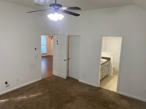 Primary Bed, Walk In Closet and Bath - 125 Oak Ridge Cir