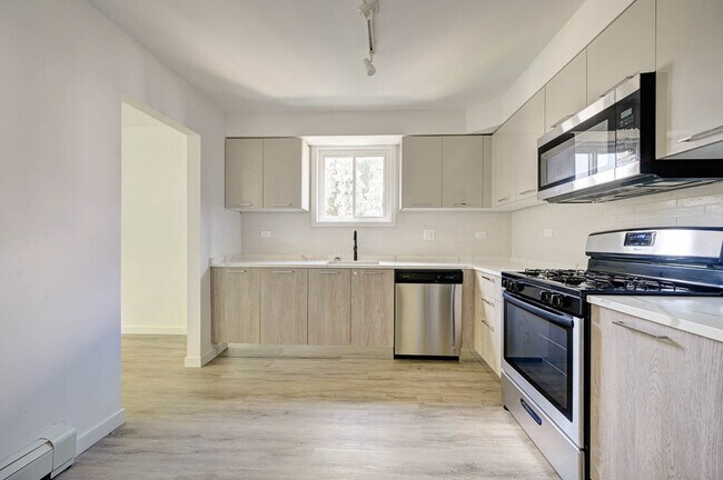 Foto del edificio - 7620 N Sheridan Rd