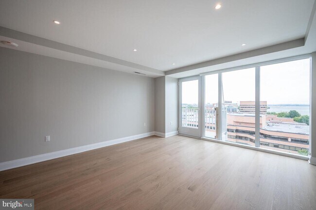 Building Photo - 925 N Fairfax St