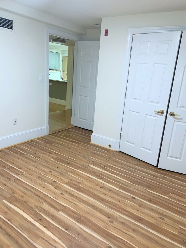 Building Photo - Warder Mansion