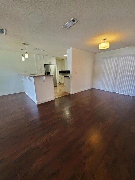 Building Photo - 967 Bucknell Place