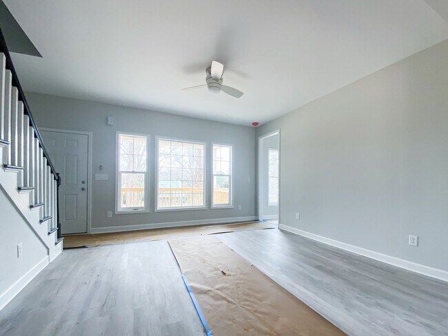 Foto del edificio - 814 Old Pittsboro Rd