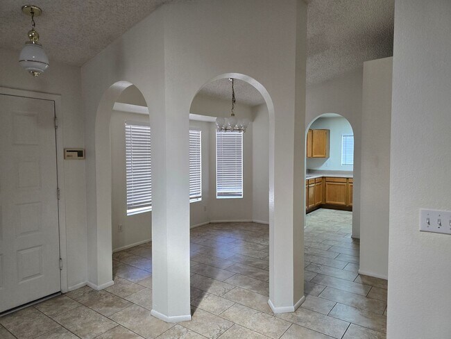 Building Photo - 7062 W Caron Dr