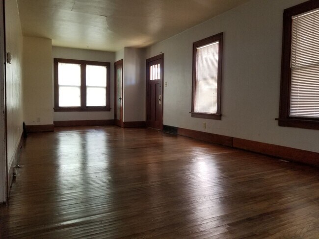 Foto del edificio - 119 Mohawk St