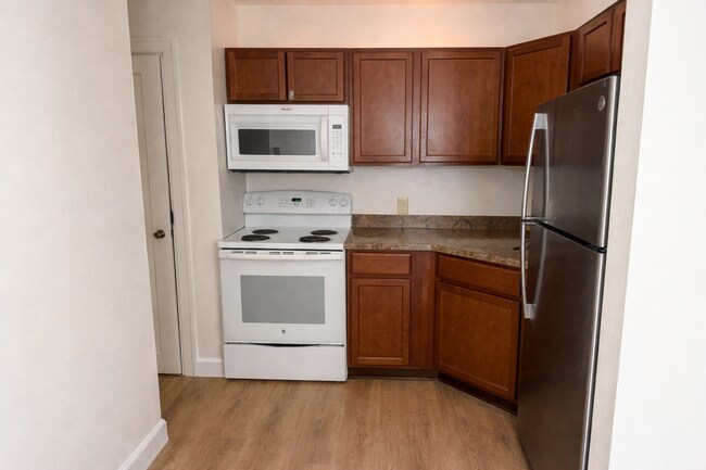 Foto del edificio - 941 Stanley Ave