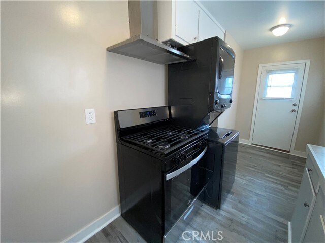 Foto del edificio - 1032 W 15th St