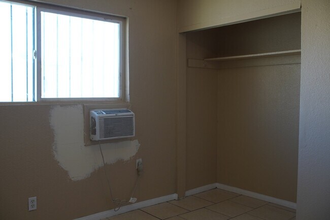 Foto del edificio - 2816 Marlin Ave