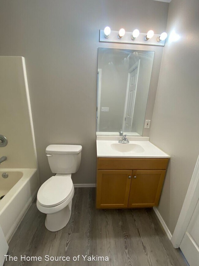 Foto del edificio - 3 br, 2 bath House - 1915 Cornell Avenue
