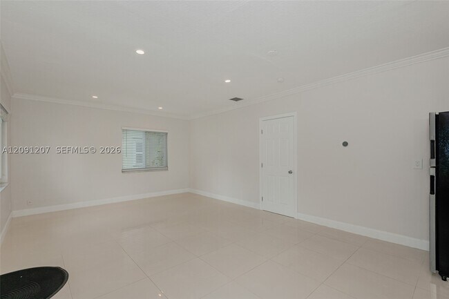 Foto del edificio - 2307 SW 17th Ave
