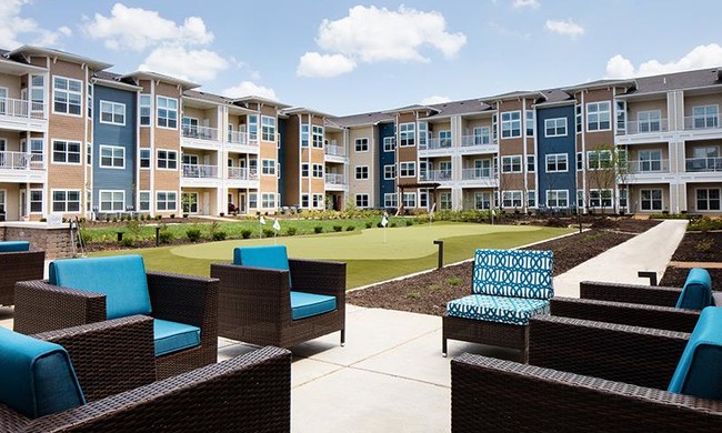 Courtyard - Liberty at Shoal Creek Senior Living