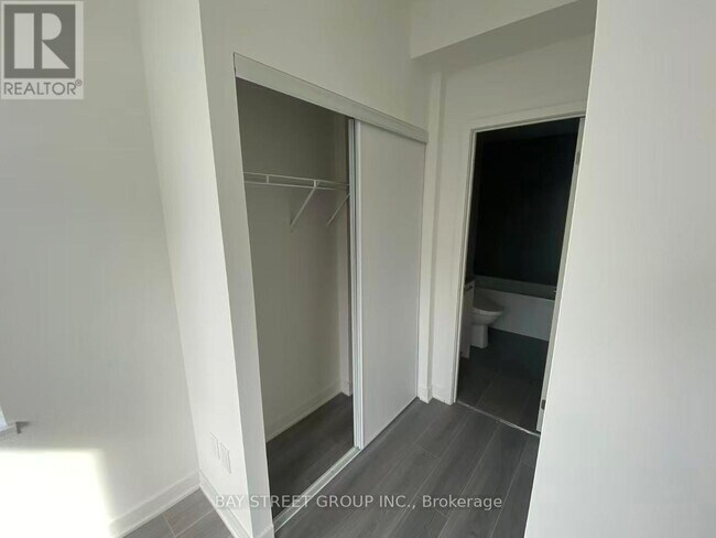 Building Photo - 71 Curlew Dr