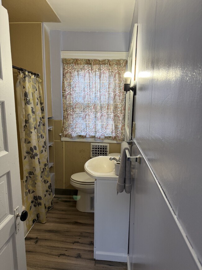 Foto del edificio - 365 Willis Ave