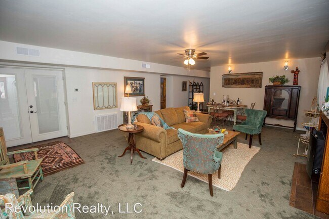Building Photo - 3 br, 2 bath House - 1040 West Conway Ave.