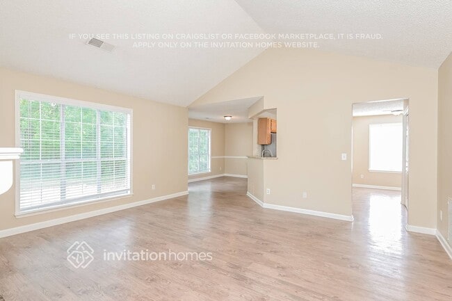 Building Photo - 3502 Baroney Ln SW