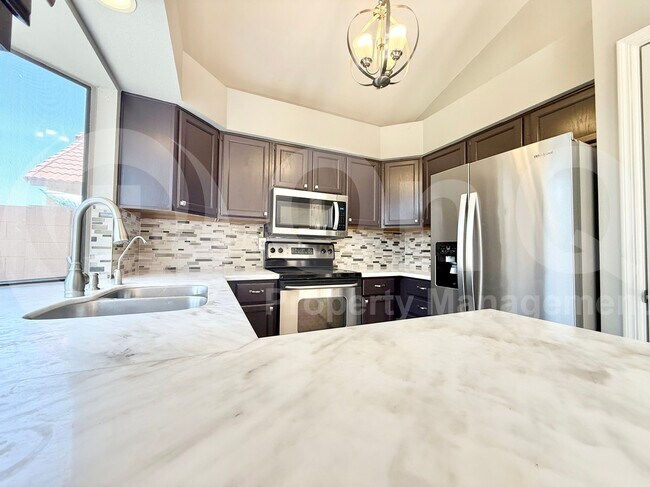 Foto del edificio - 4695 W Ivanhoe St