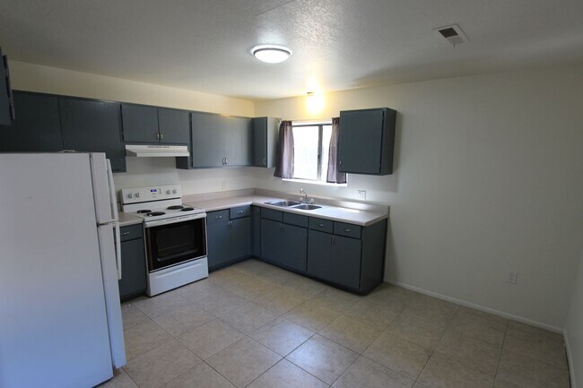 Foto del edificio - (594) 2905 N. Third Street Unit #3