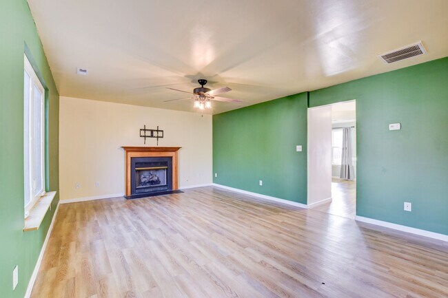 Foto del edificio - 214 Joustar Way