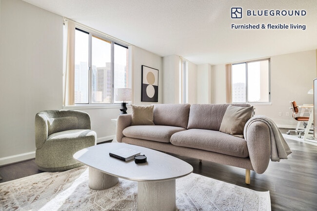 Building Photo - 4835 Cordell Ave