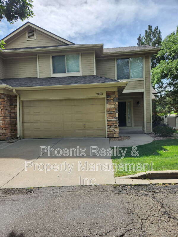 Primary Photo - 2002 Centennial Dr