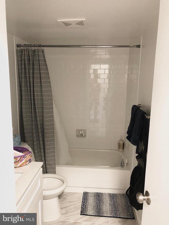 Foto principal - 1420 Locust St