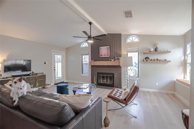 Building Photo - 1622 Cattle Trail