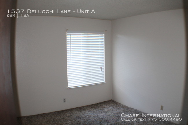 Building Photo - 1537 Delucchi Ln